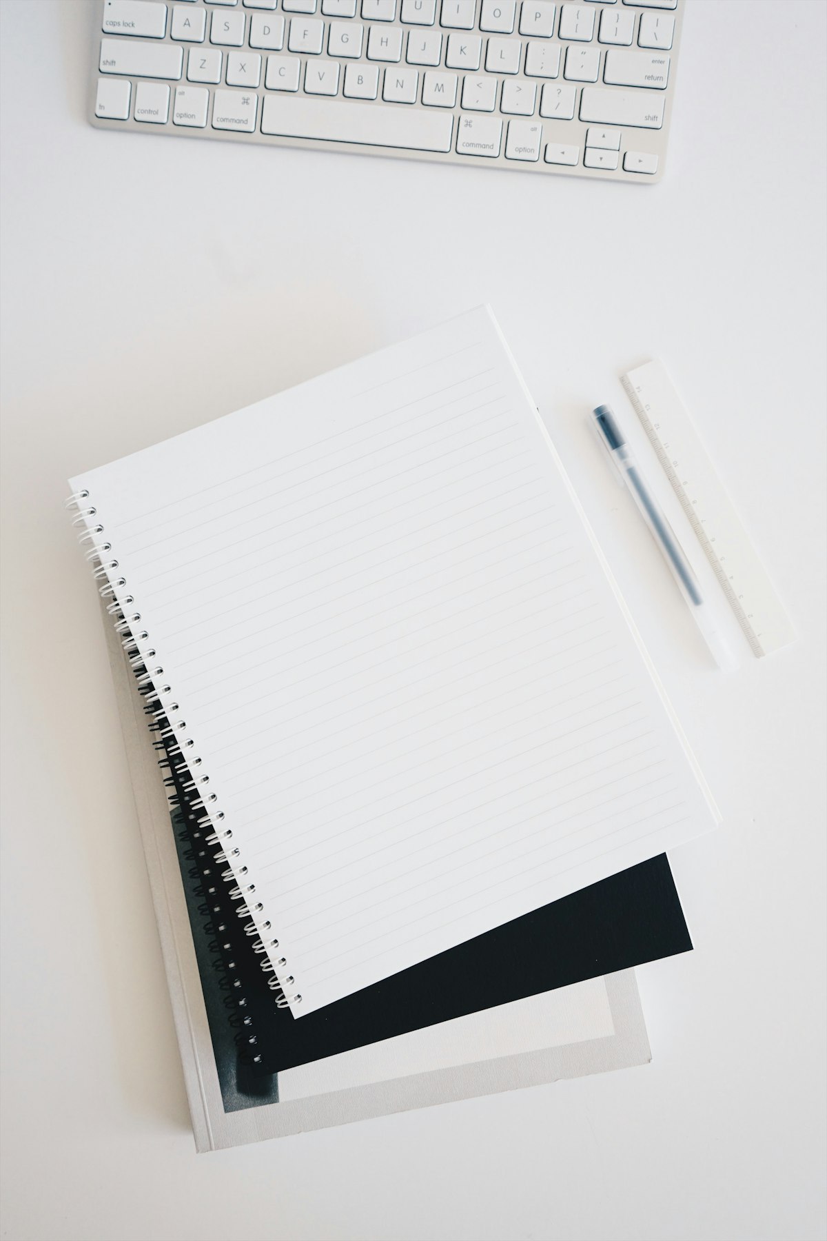 Notebook of questions, illustrating how to choose a real estate marketing agency in one meeting